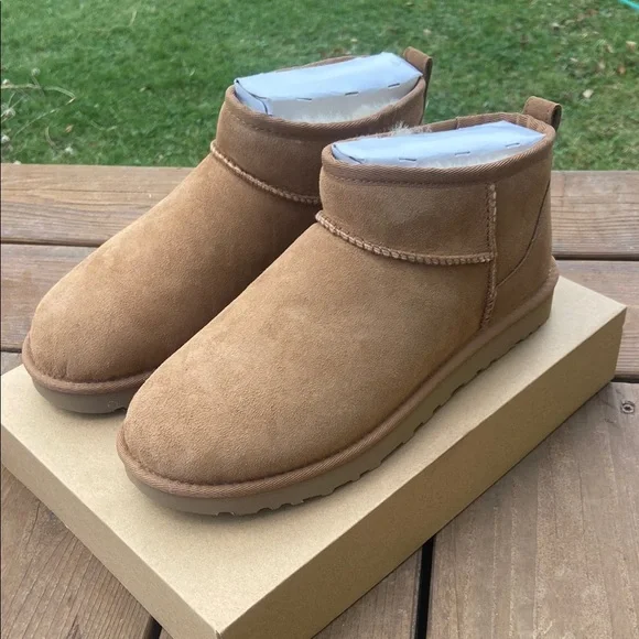 UGG Classic Mini II Chestnut Boots - Picture 4 of 4
